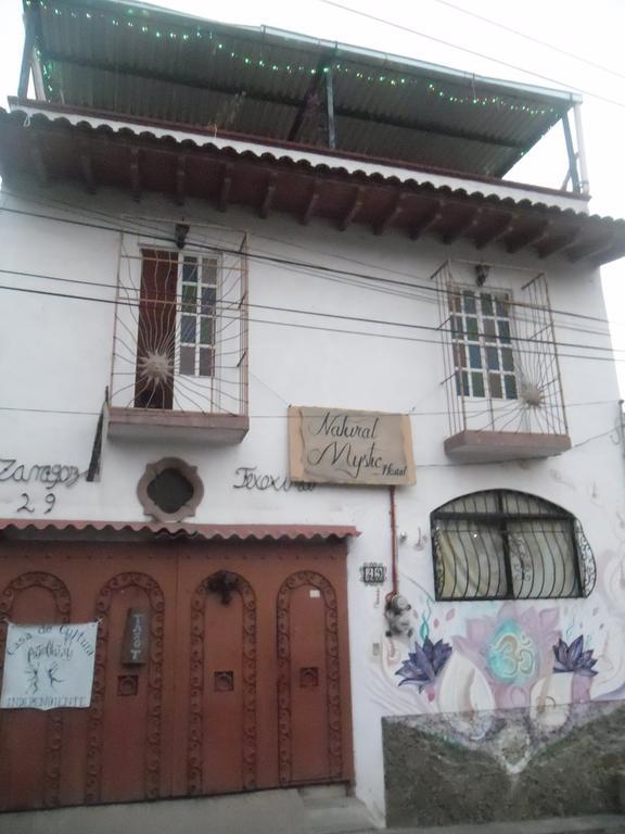 Natural Mystic Hostal Tepoztlán Exteriör bild